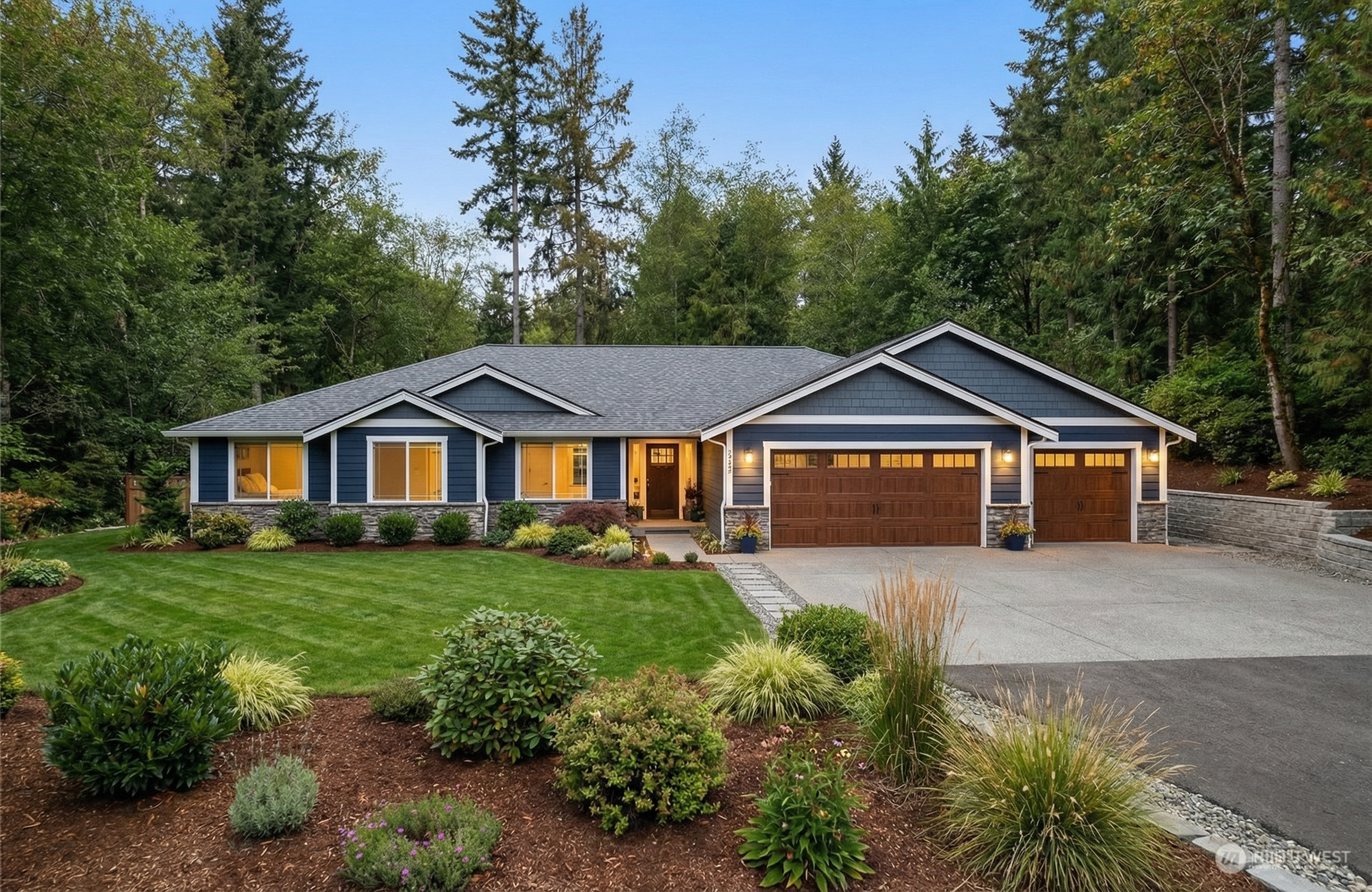 Vaughn Craftsman completed home hero