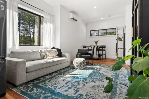 Jennings Modern Farmhouse