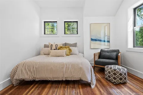 Jennings Modern Farmhouse