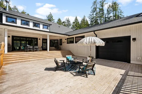 Jennings Modern Farmhouse
